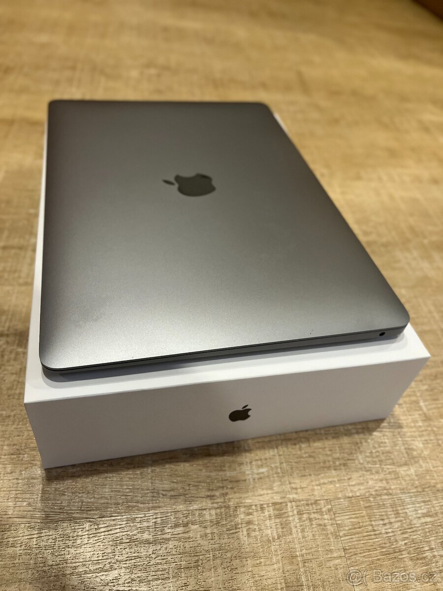 Apple MacBook Air 13,3" M1 / 8GB / 256GB SSD / INT KLV - 2