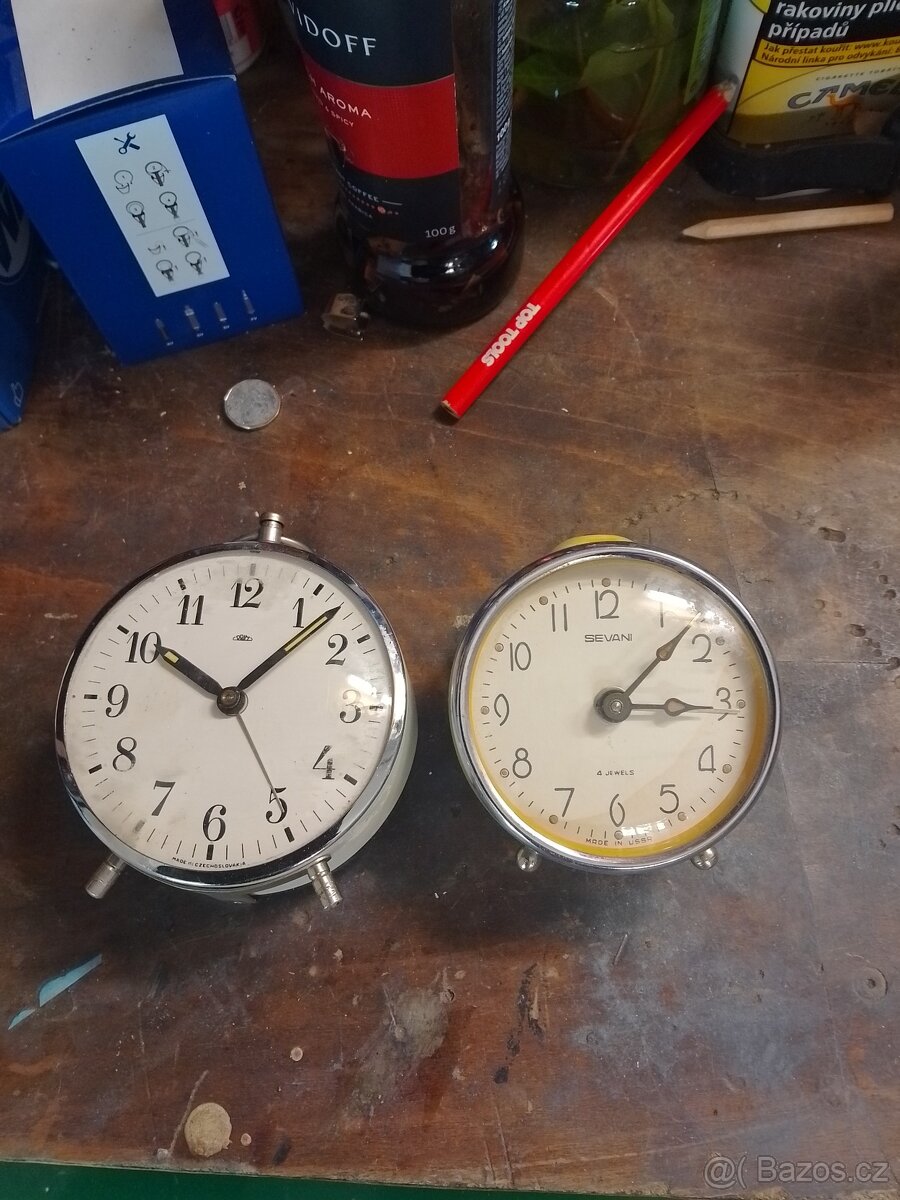 Prodej starých budiku - 2