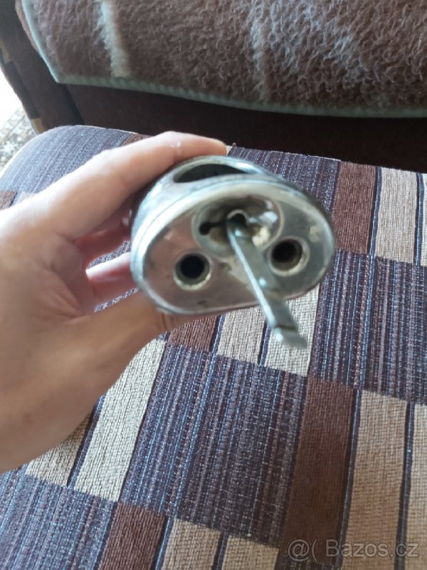 tank na žiletky - 2