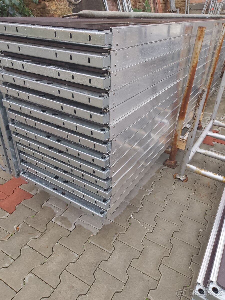 Rámové lešení 230,4m2 - 2