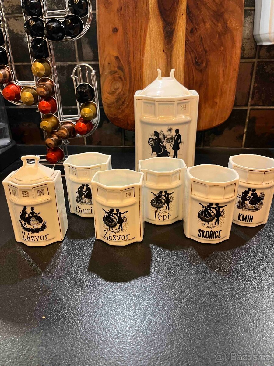 Staré rokoko kořenky - 2