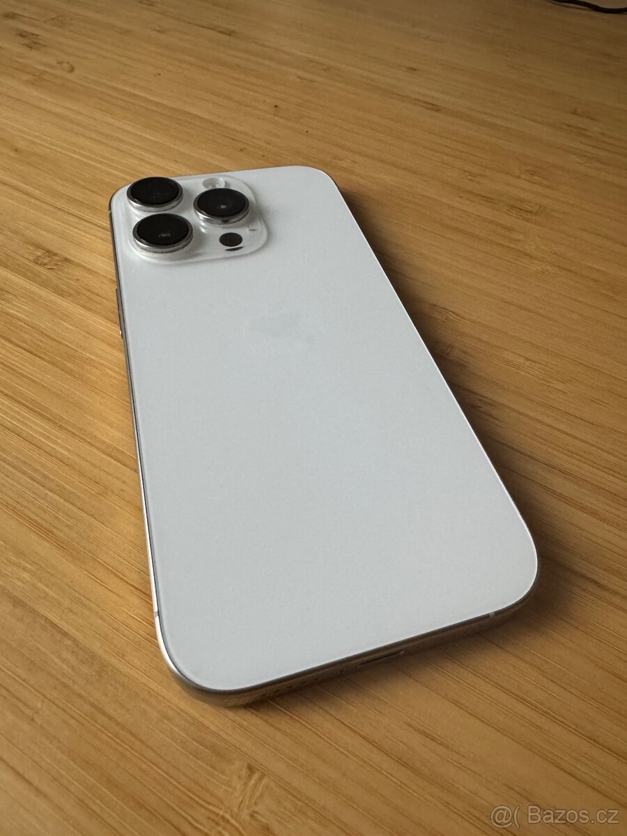 iPhone 16 Pro 128GB, bílý titan, baterie 98%, záruka 11/2026 - 2