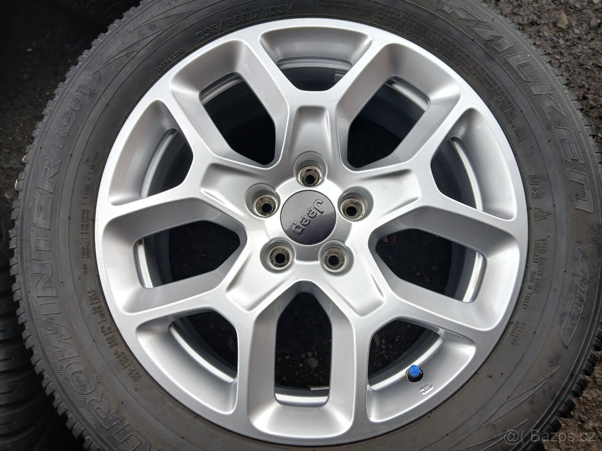 Prodám sadu Orig ALU kol Jeep 235/55R17 zimní - 2