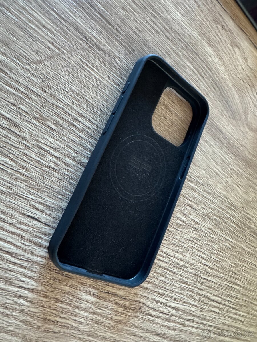 Pouzdro SP Connect + na iPhone 15 Pro - 2