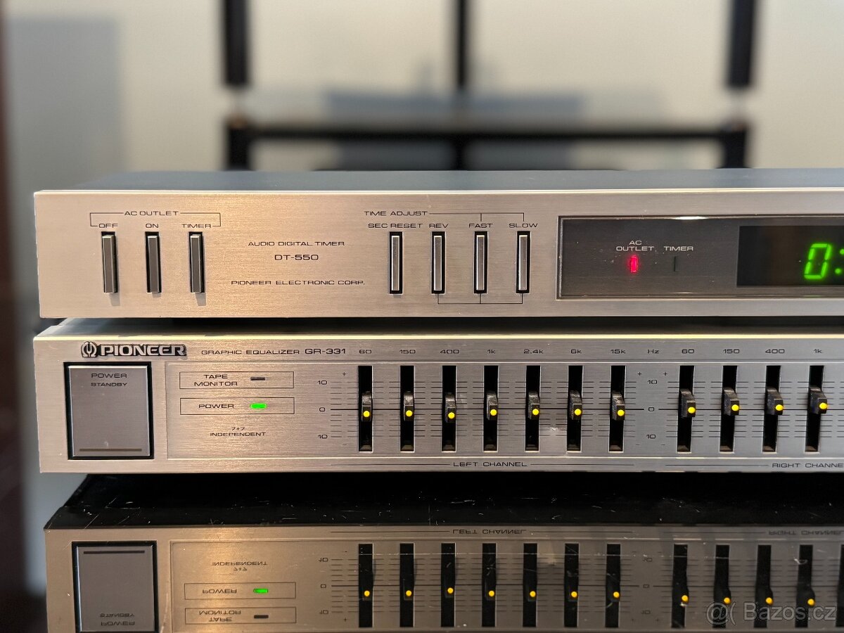 Pioneer DT-550 timer + Pioneer GR-331 equalizer - 2