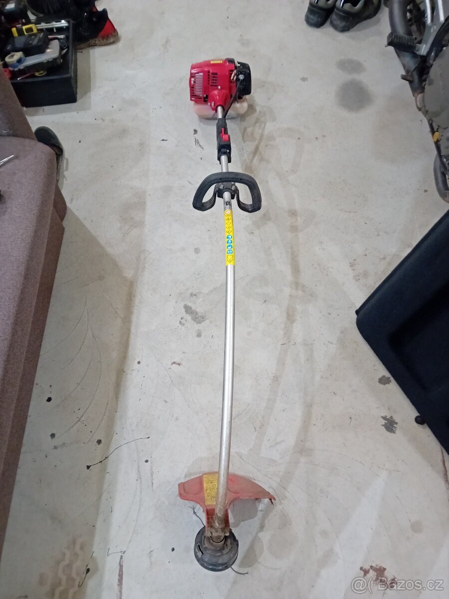 Hecht vyžínač, strunovka - 2