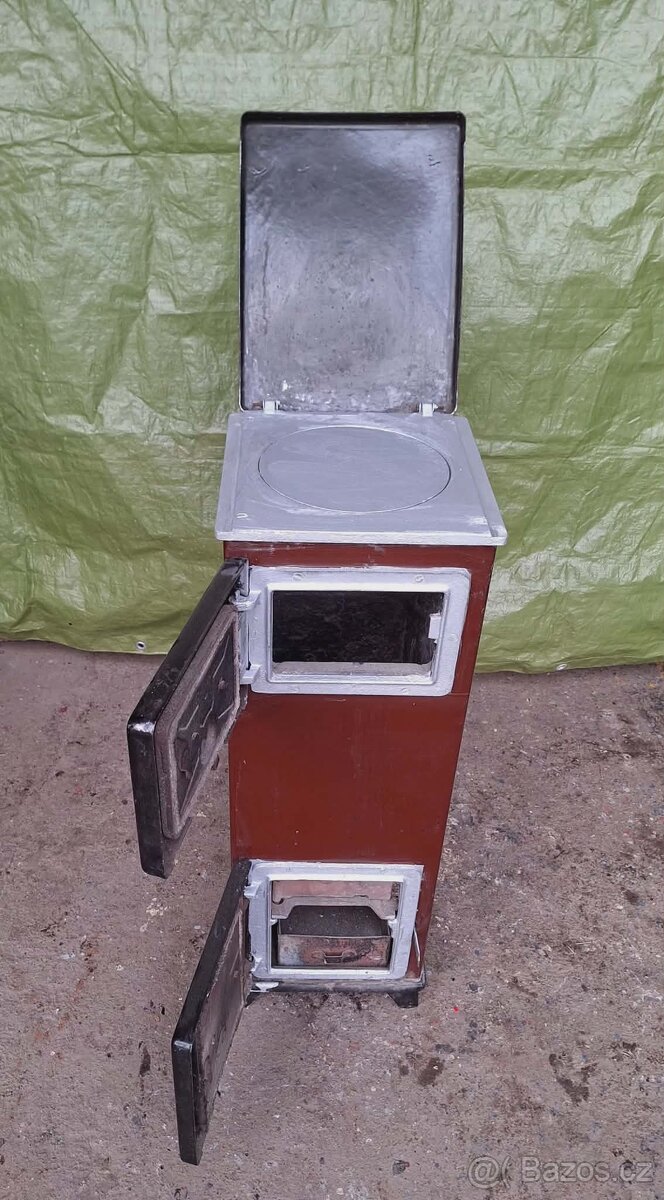 Prodám kamna Petry na dřevo, uhlí - 2