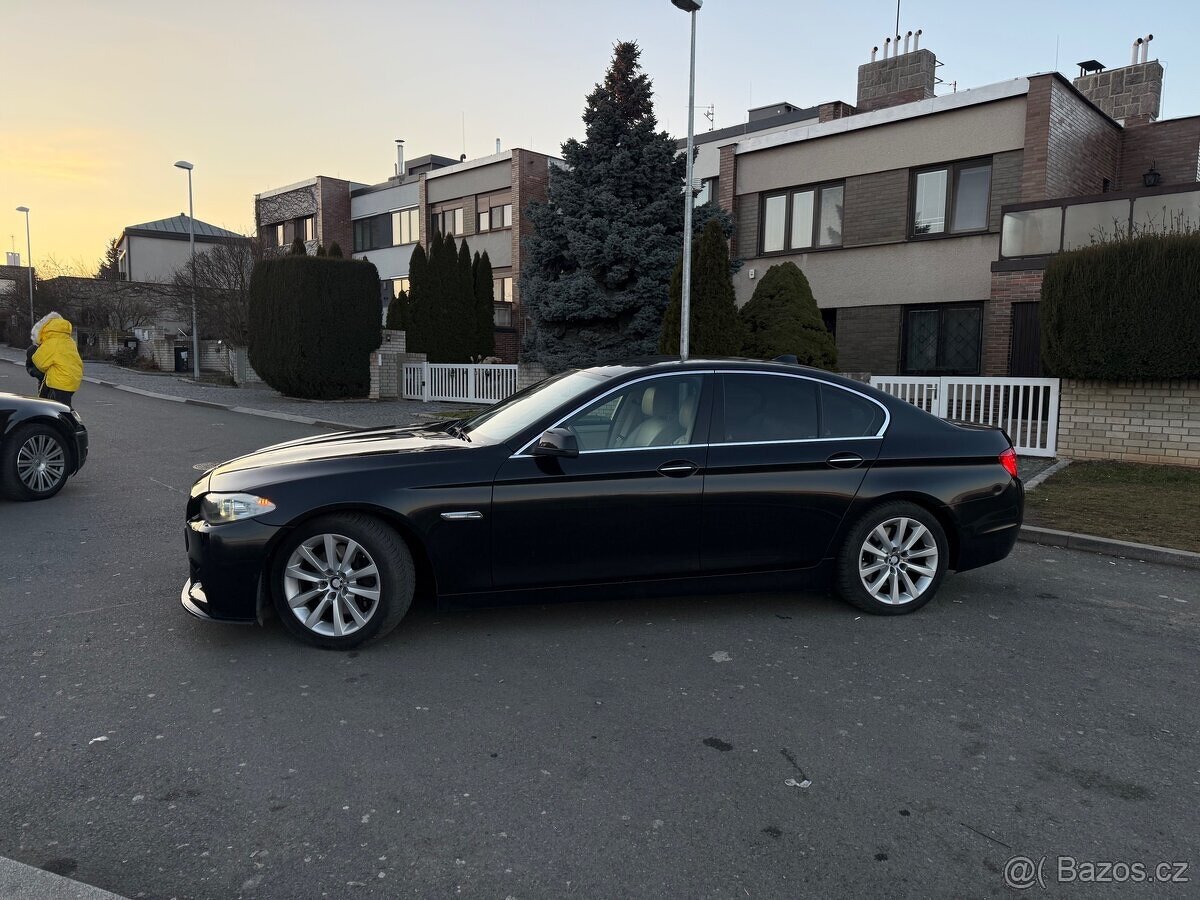 BMW F10 3.0D 530D - 2