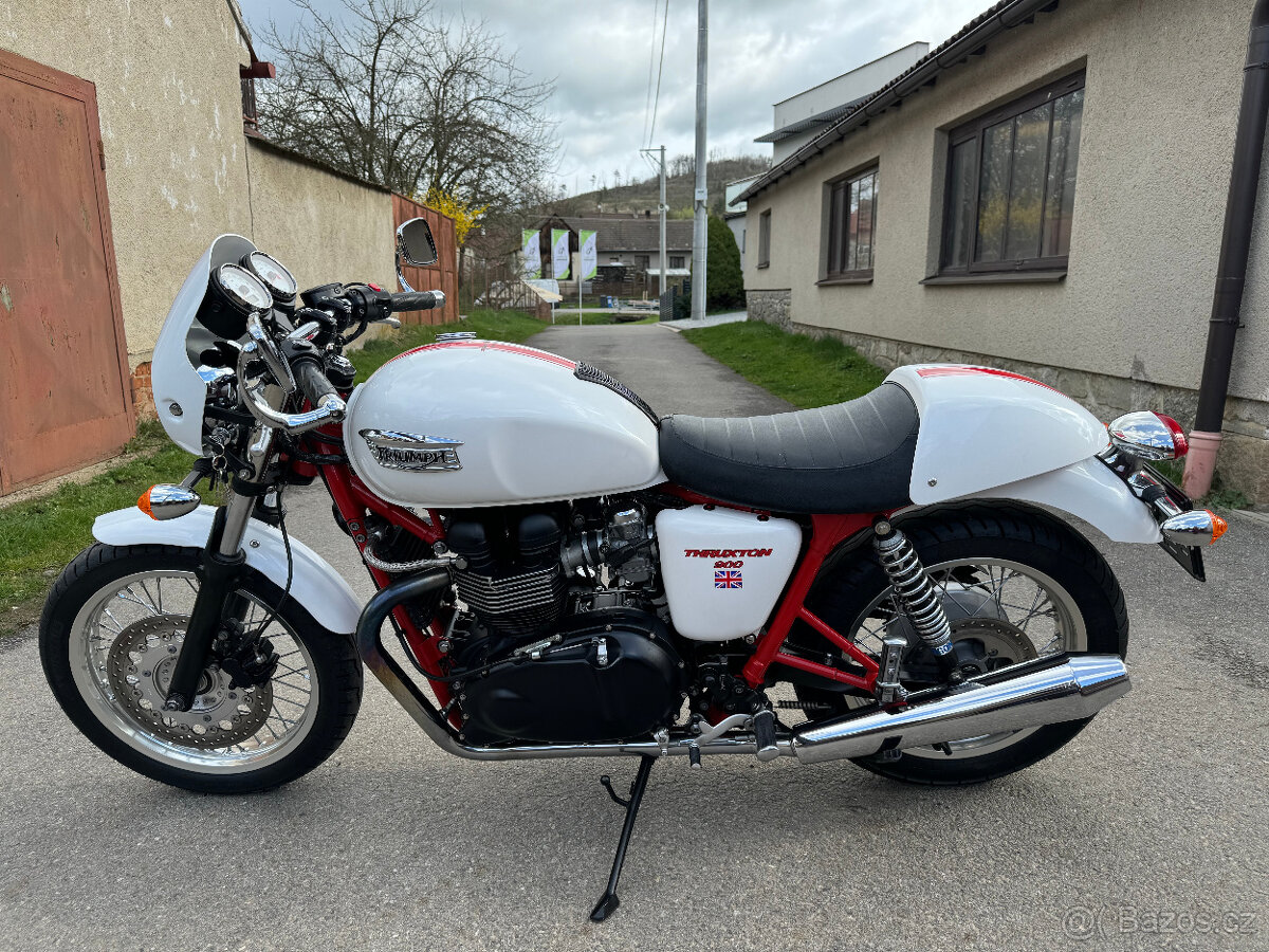 Triumph Thruxton 900 - 2