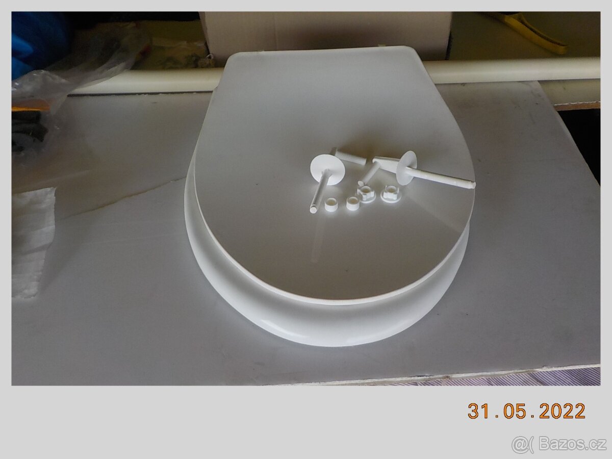 Splachování WC. - 2