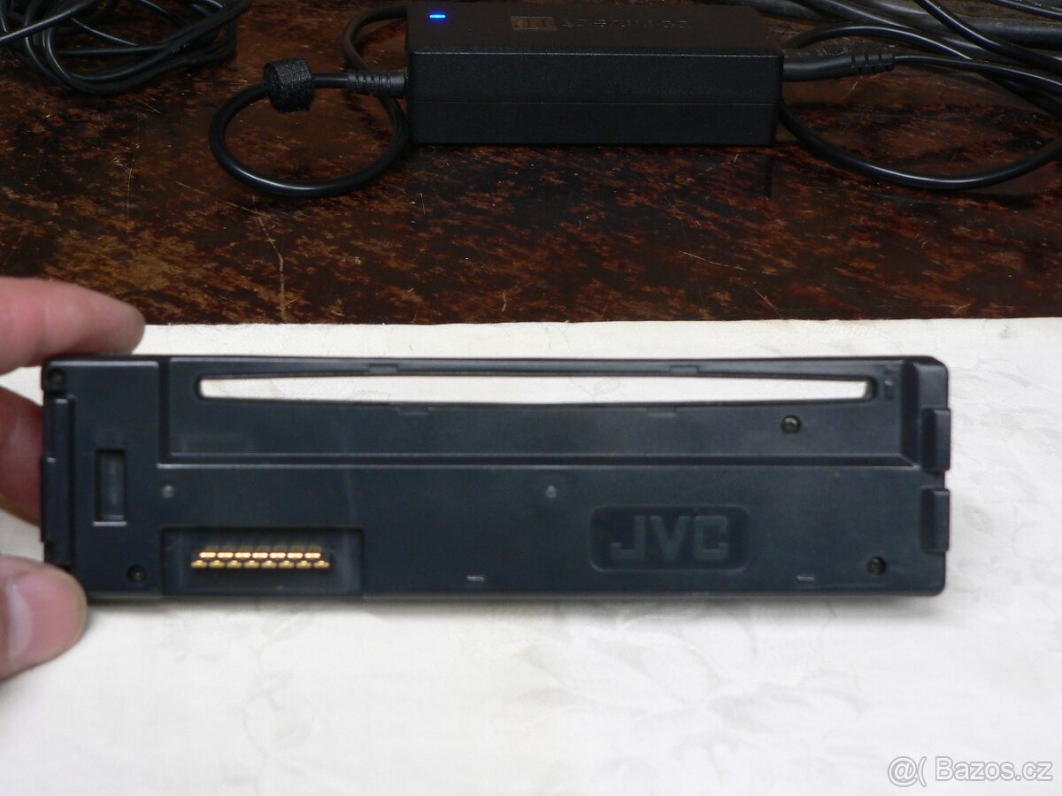 JVC KD-S71R - 2