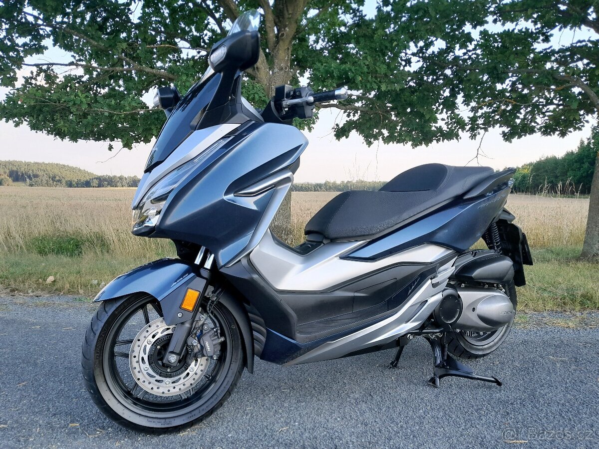 Honda Forza 300i ABS - 2