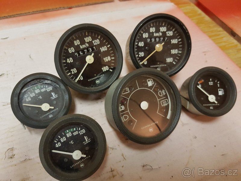 ŠKODA  105, 110, 120, 130 Budík PAL - 2