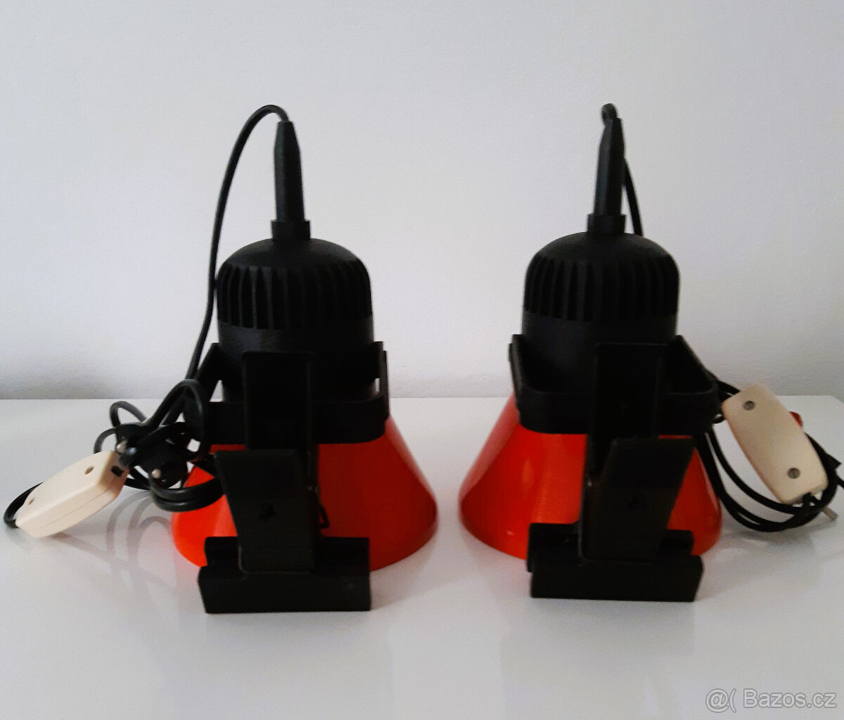 Retro kovové lampy na skřipec, 2 kusy - 2