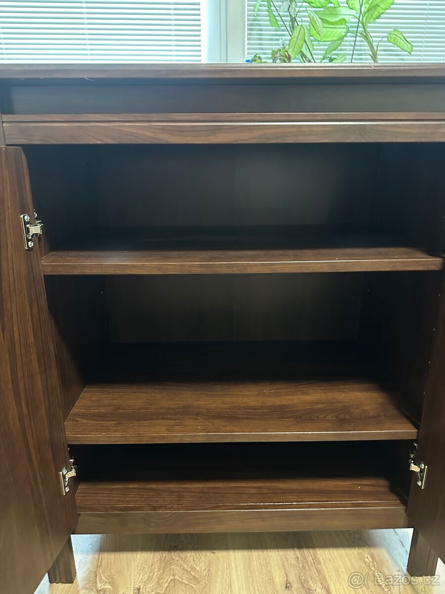 Skříňka- tmavý ořech - 2