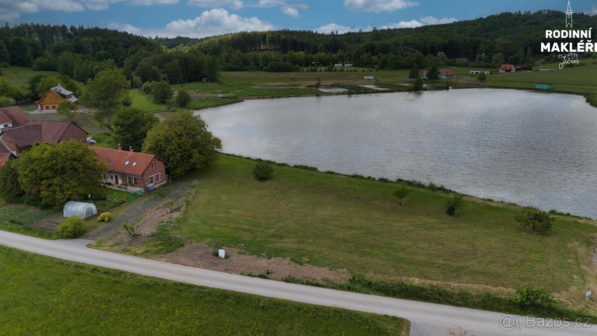 Stavební pozemek Ostružno - 2