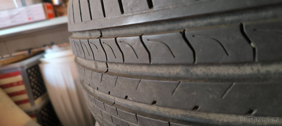P: Letní pneu 205/55/16 - 2
