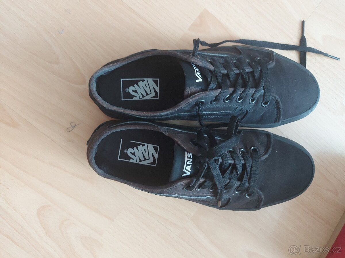 Tenisky Vans (velikost 41) - 2