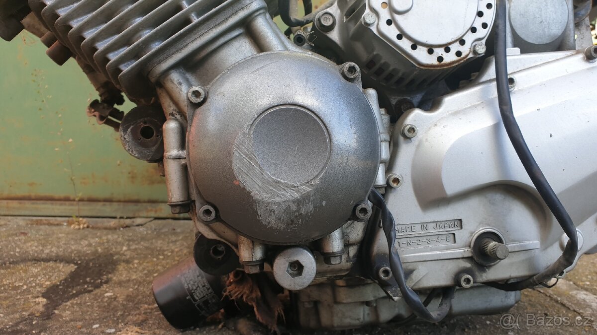 Yamaha XJ900 Diversion - motor - 2