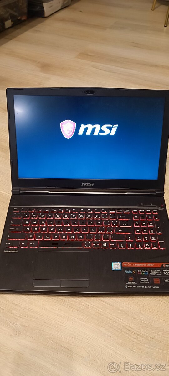 Prodávám herní notebook MSI (Vhodný jako dárek k Vánocům ) - 2