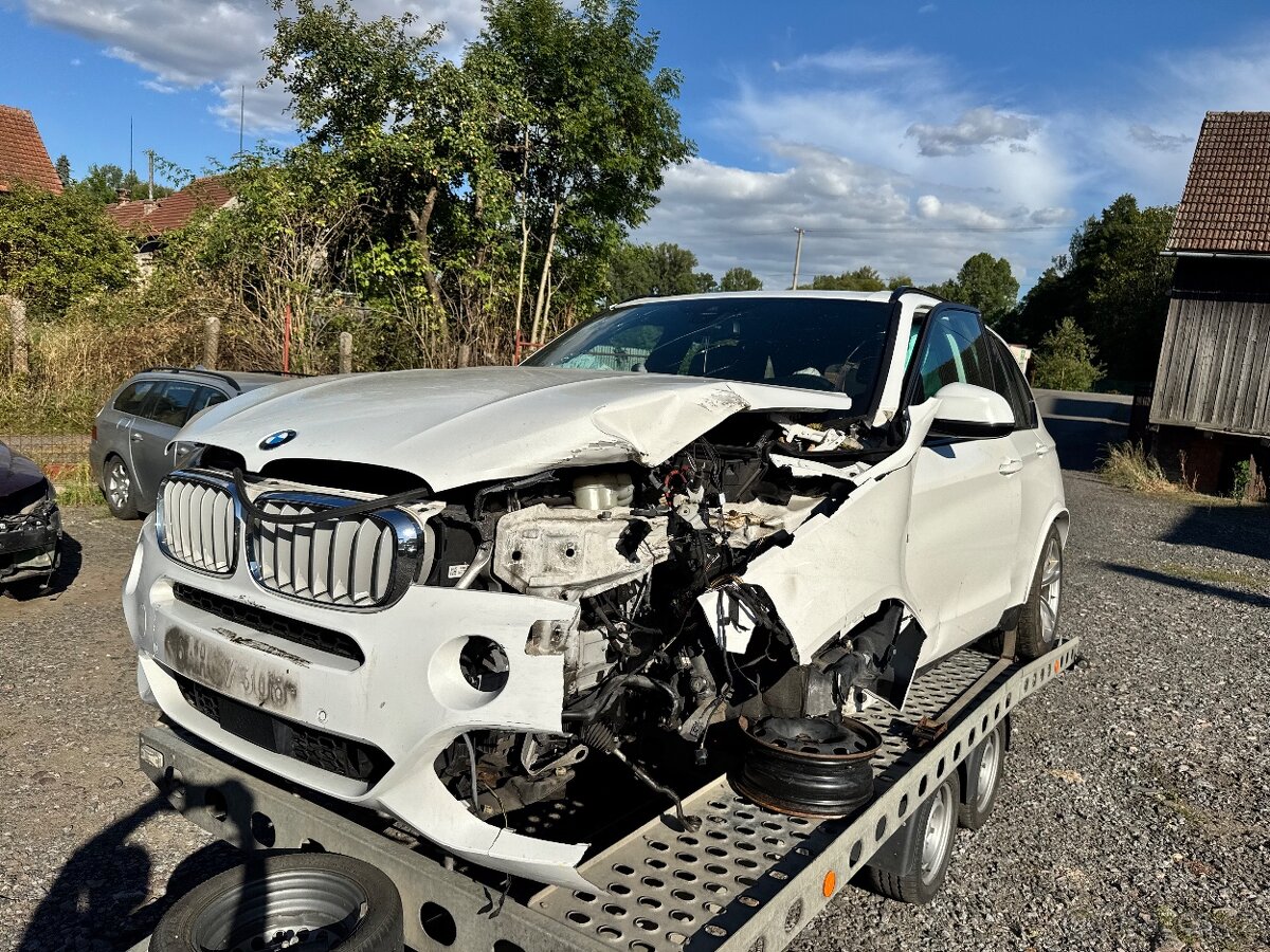 BMW X5 F15 40d Mpaket / nahradni dily / motor N57D30Z 230kW - 2