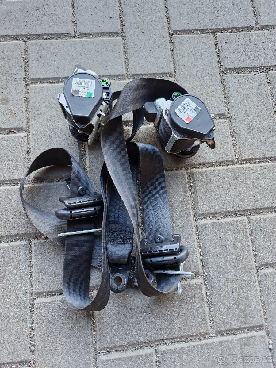 přední pravý pás z Ford Mondeo MK4 facelift 2012 - 2