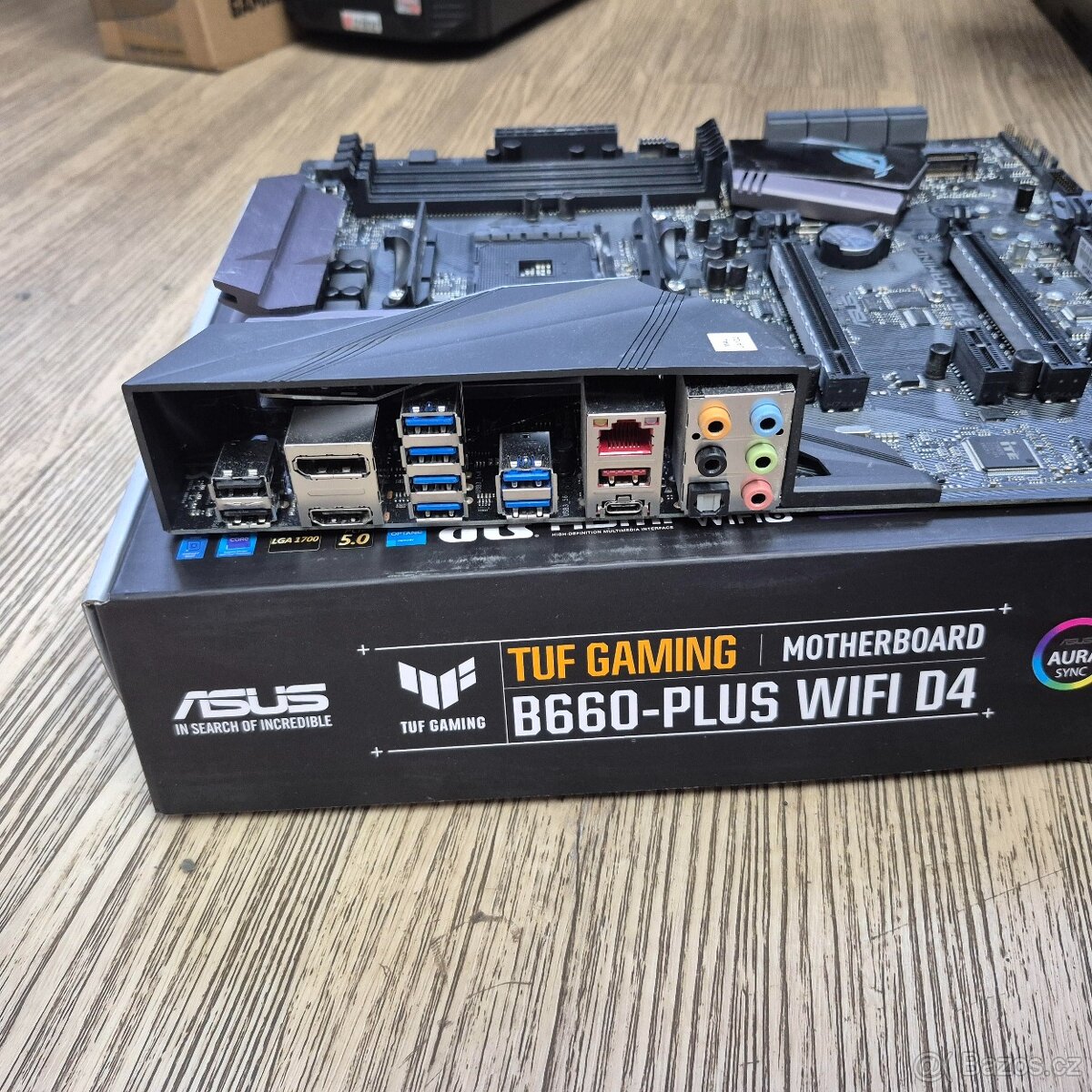 ASUS ROG STRIX X370-F GAMING - 2