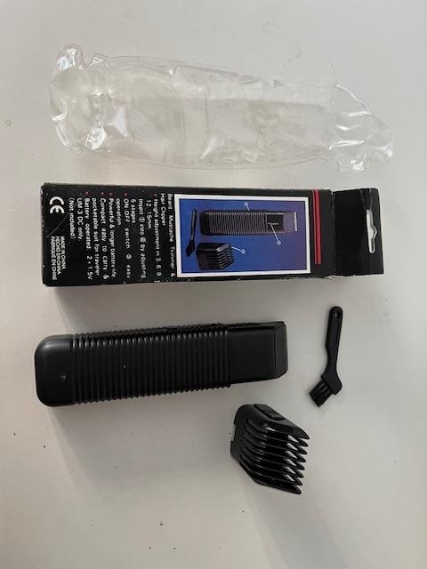 Zastřihovač vousů - 2