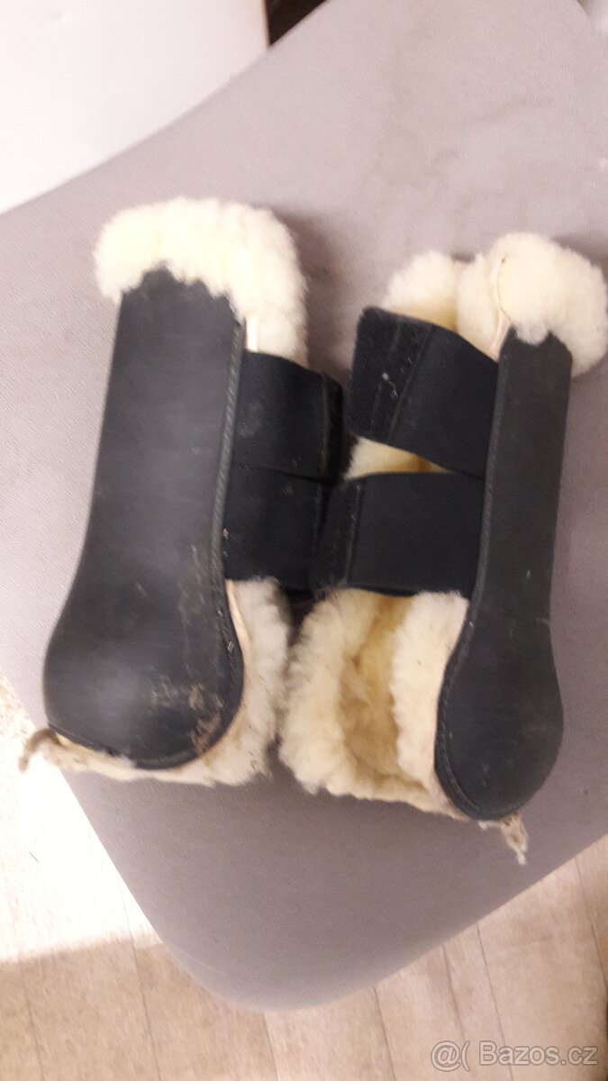 Přední chrániče Kentaur Profi Jump s pravým beránkem - 2