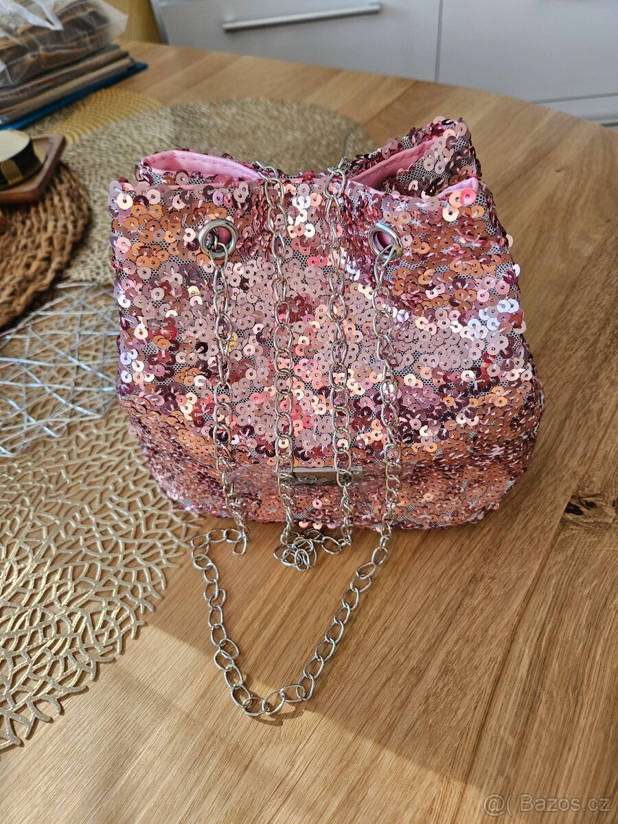 Krásná nová růžová flitrová kabelka - 2
