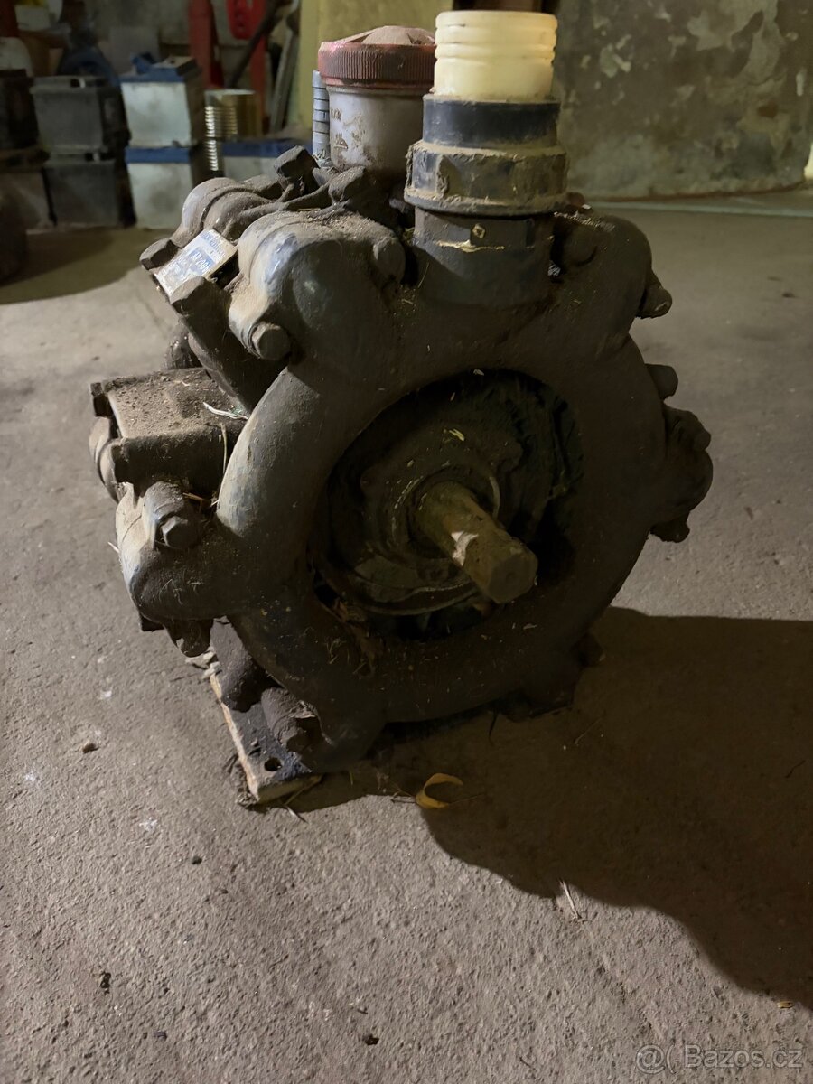 Čerpadlo na postřikovač - 2