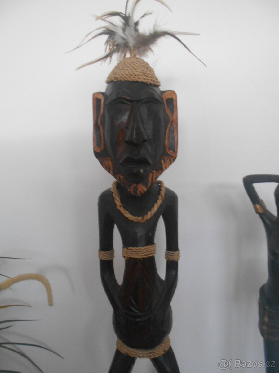 2 Africké vyřezávané sošky - 2