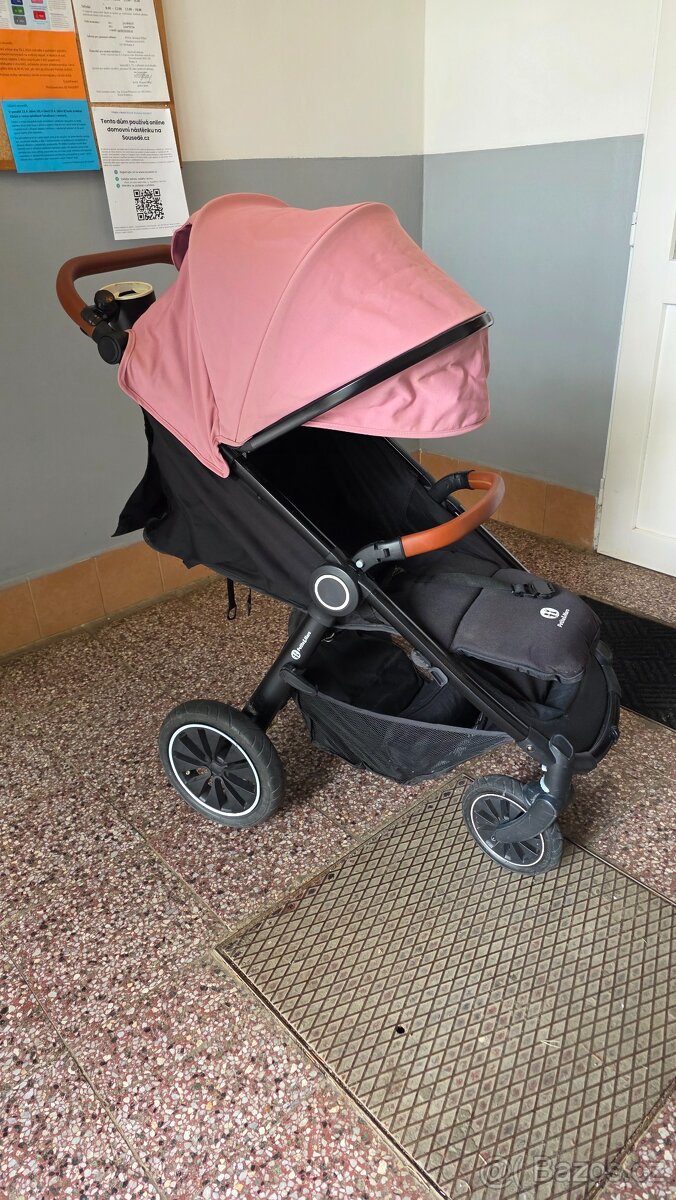 PETITE & MARS Street+ - 2