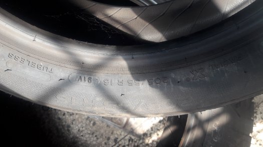 pneu 205/55x16 Michelin - 2