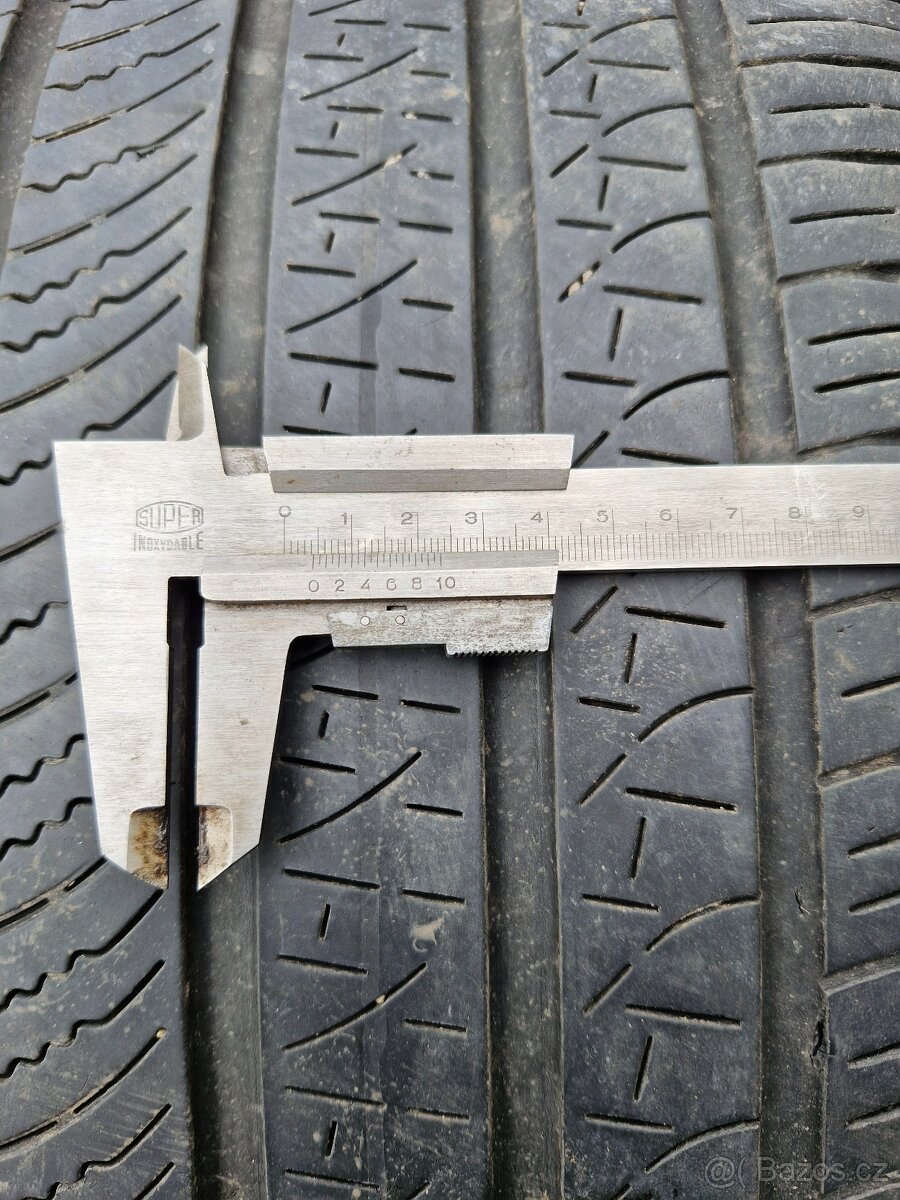 Pirelli Scorpion Zero All season 285/40 R22 - 2