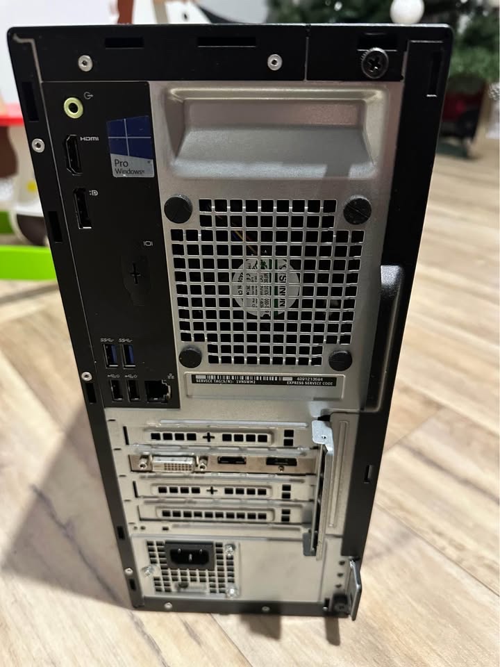 DELL Optiplex 3050 - 2