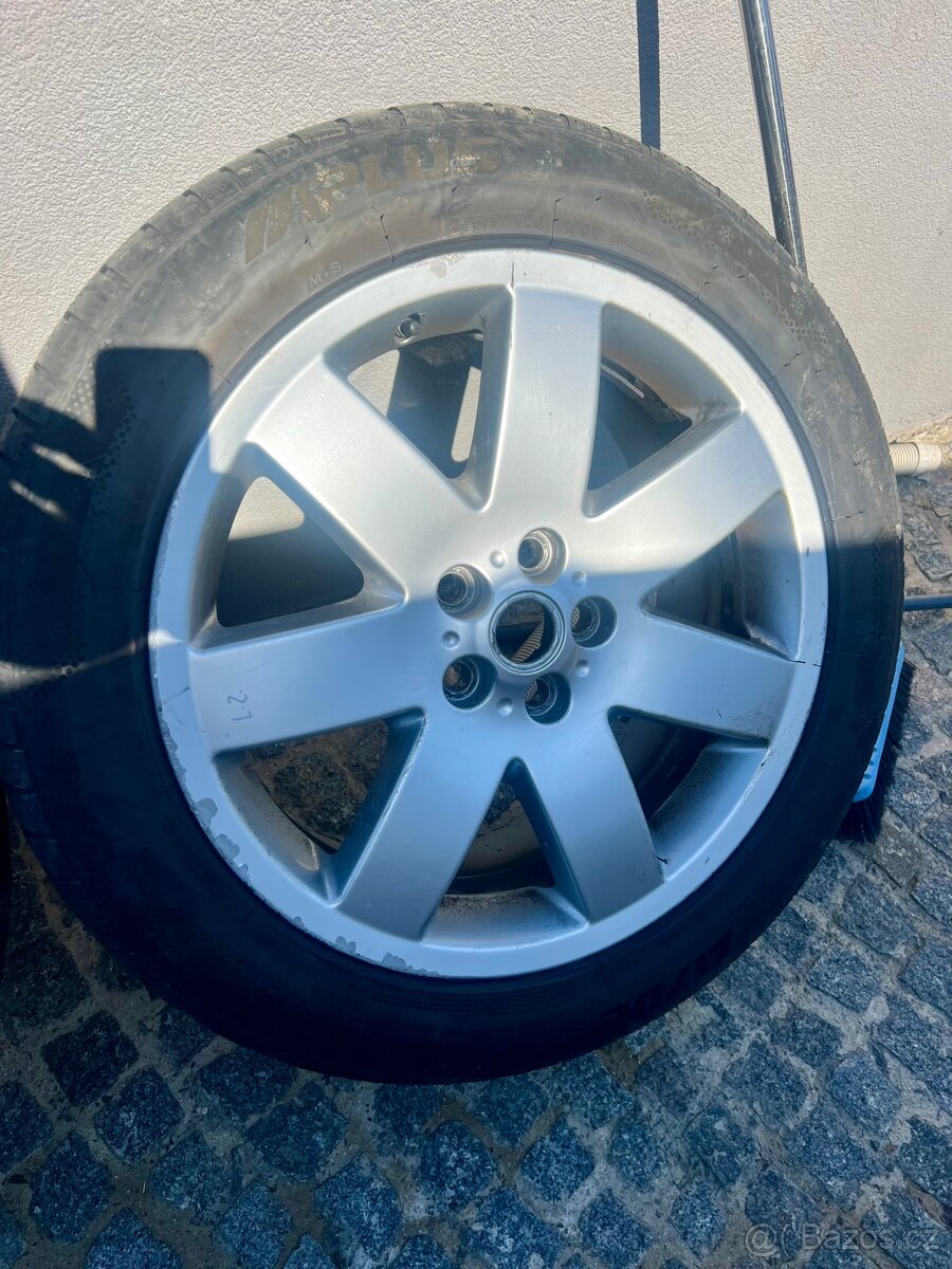 Alu kola R20 pro Range Rover vogue - originál