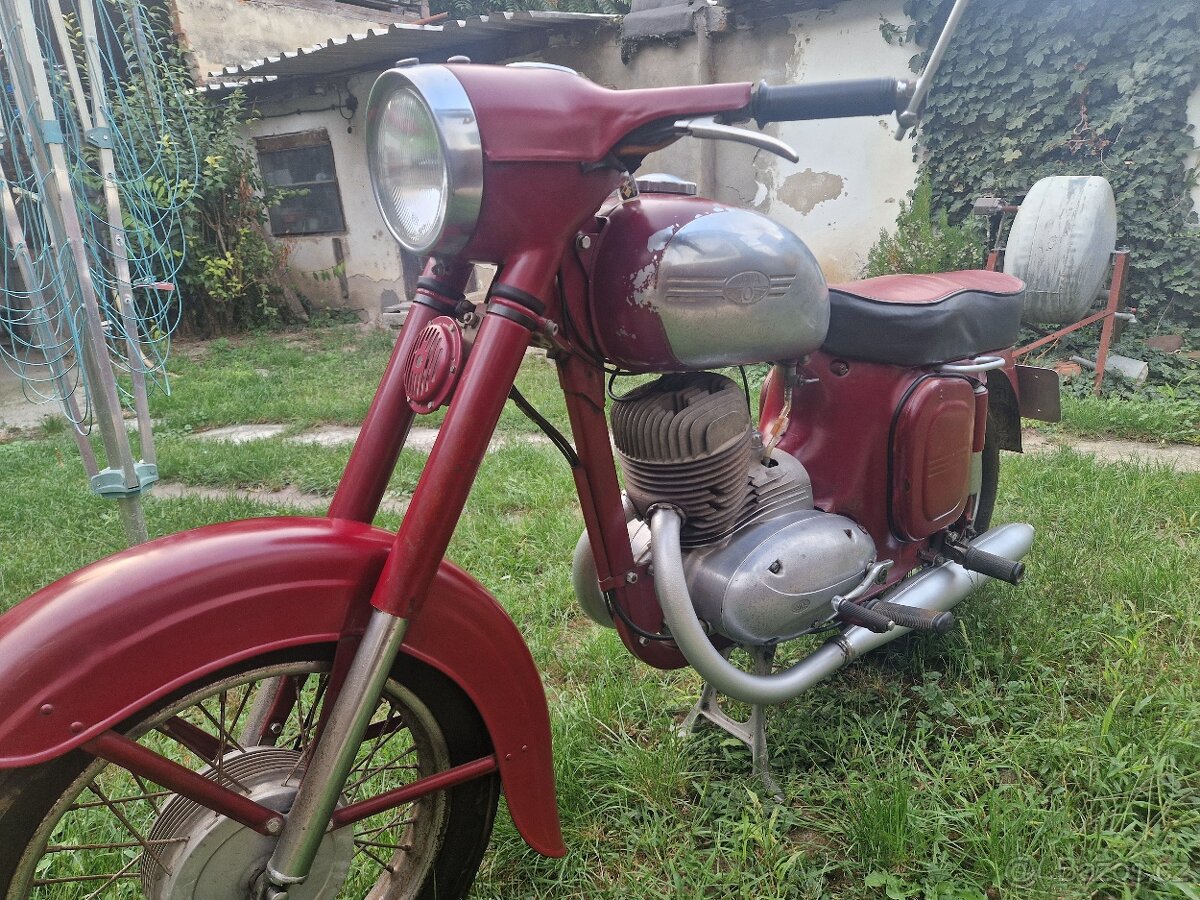 Patina Jawa 250 typ 559 rv 67 platne doklady biele spz - 2