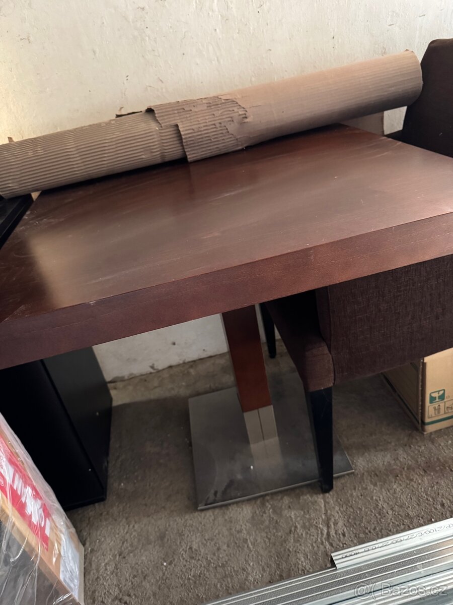 Konferenční stůl z masivu 6 pohodlných čalouněných křesílek - 2