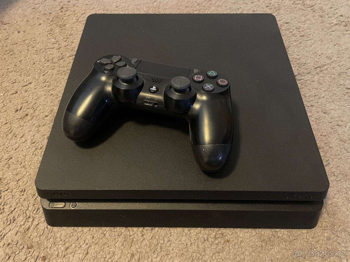 PS4 / 50gb na prodej - 2