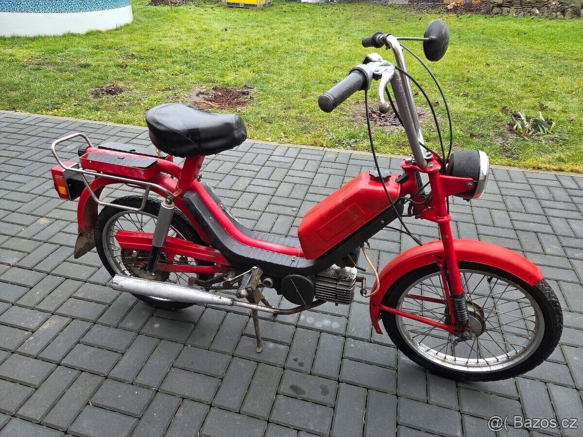 Babetta 210/215 s kartičkou, červená /1/ - 2