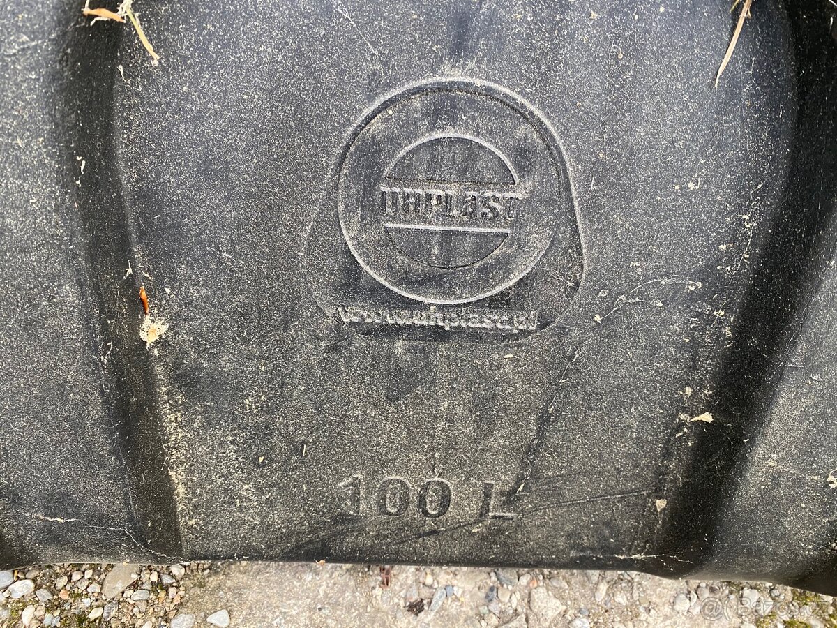 Sprchová nádrž 100L - 2