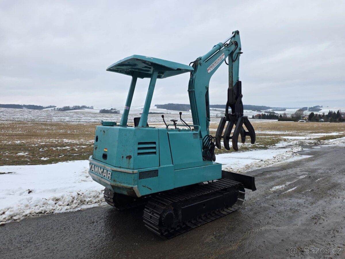 JAPONSKÝ MINIBAGR YANMAR YB231 2500KG - 2