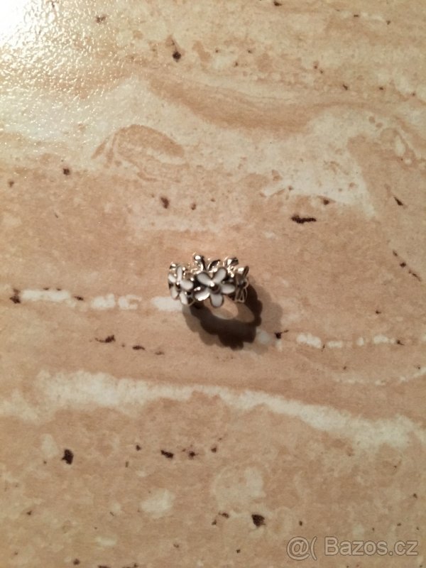 Nenošený náramek Pandora + přívesek - 2