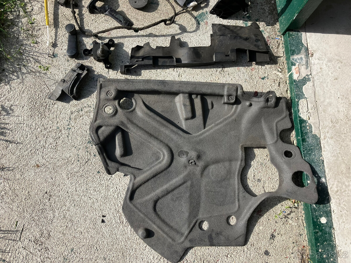 Díly Audi A4 B7 - 2