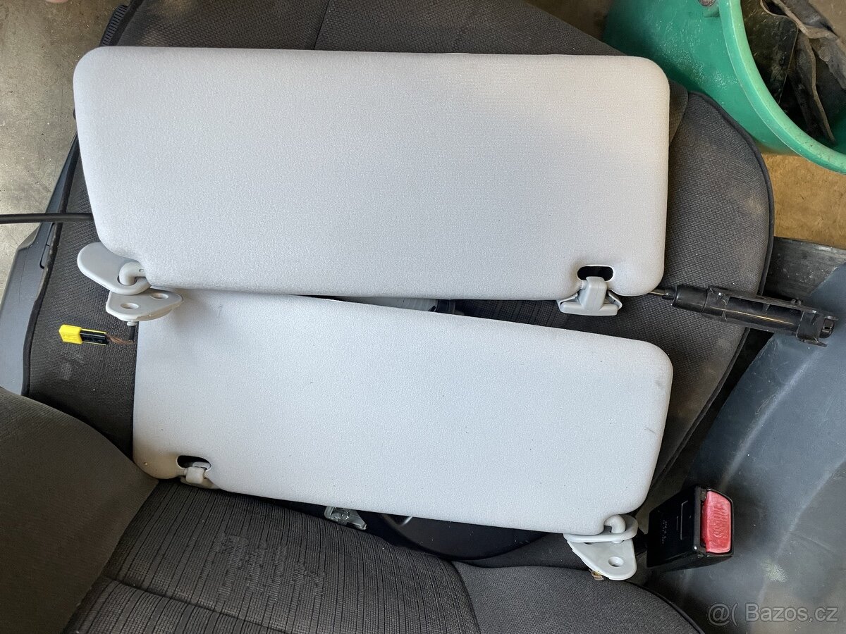 Prodám stínítka na bmw e39 sedé semišové top - 2