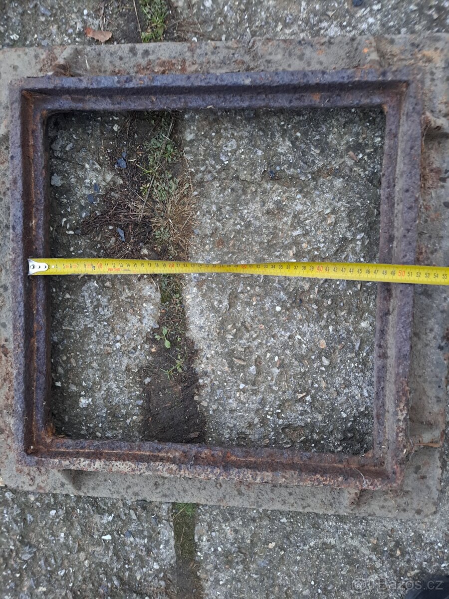 Litinový poklop s rámečkem - 2