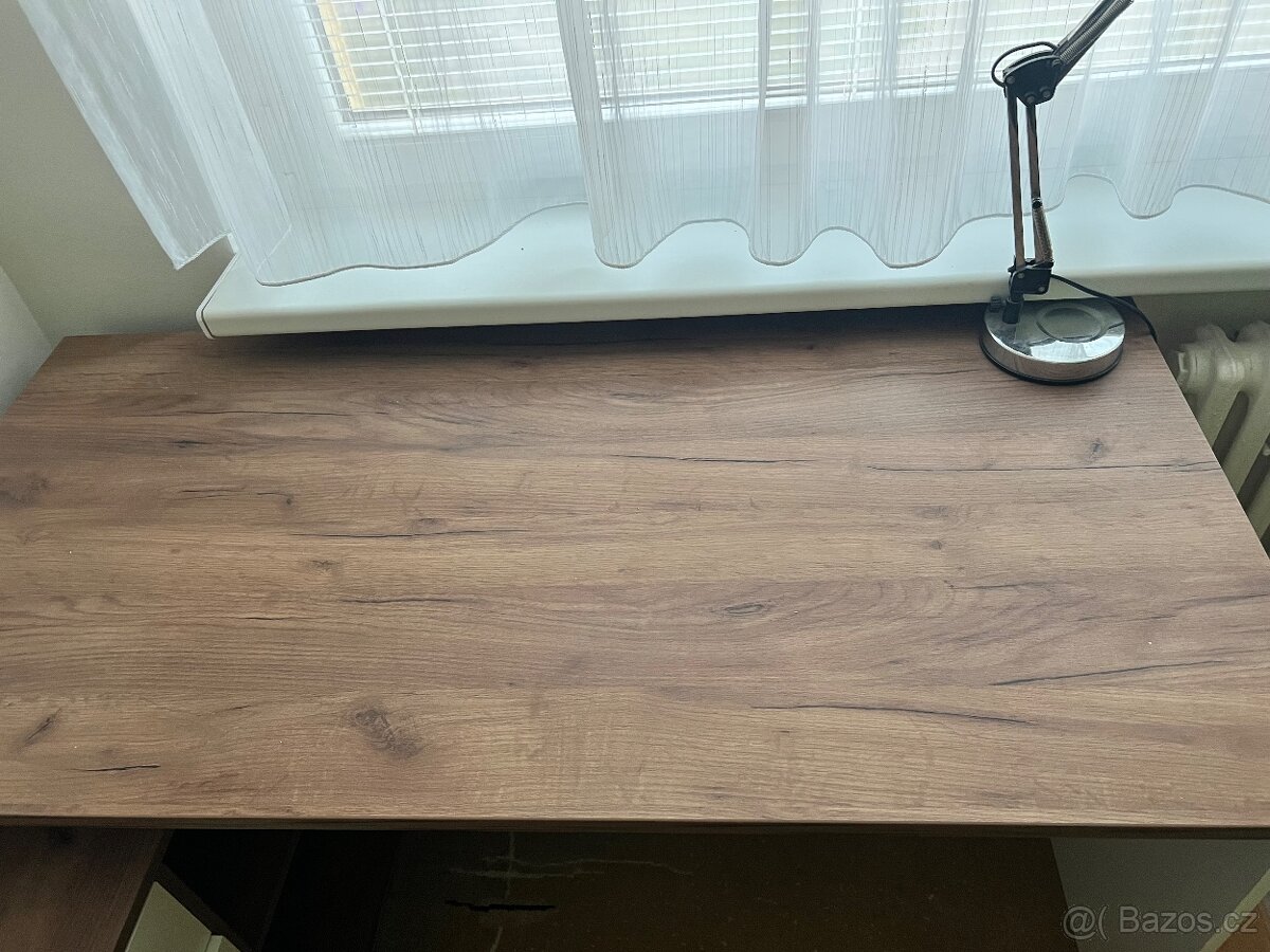 Rohový psací stůl - 2