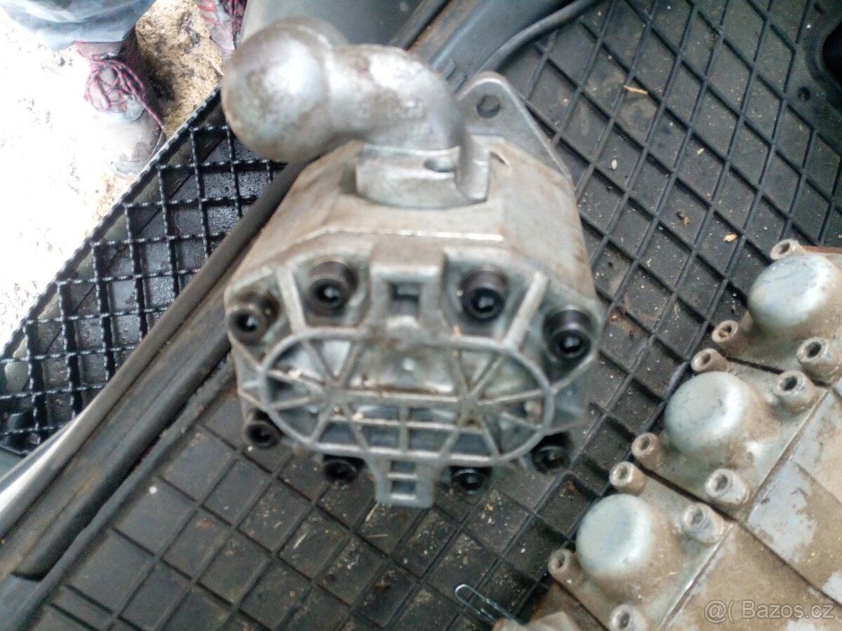 Hydraulické čerpadlo P22 - 2
