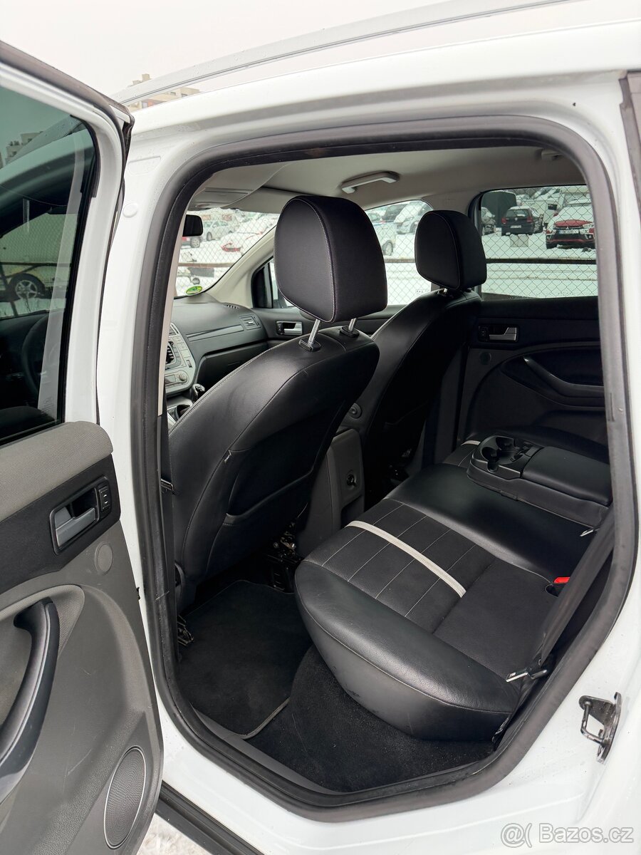 Ford Kuga 2.0tdi manual - 2
